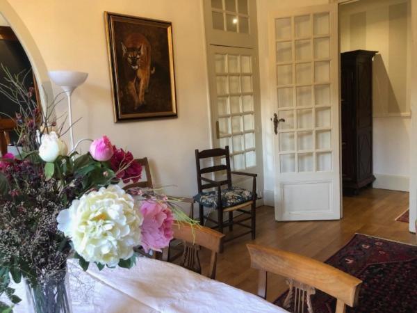 Apartment De Caractere Au Coeur De Poitiers